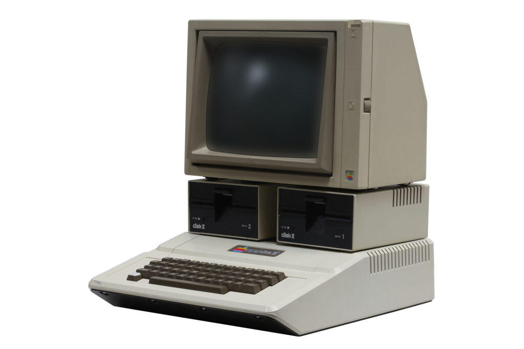 Photo of Apple II computer.